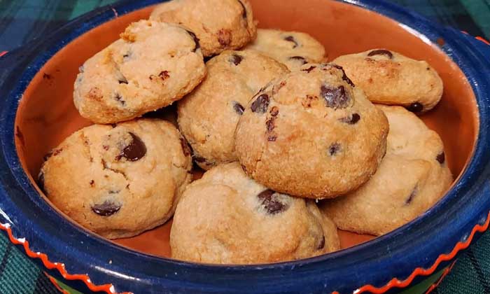Almond, Coconut and Choc-Chip Cookie Recipe