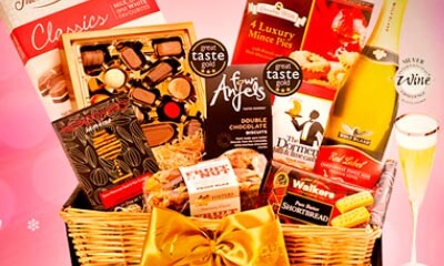 Win a Festive Hamper with Pink Lady Apples