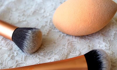 Free Real Techniques Make Up Sponge