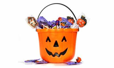 Free Halloween Bucket from Iceland