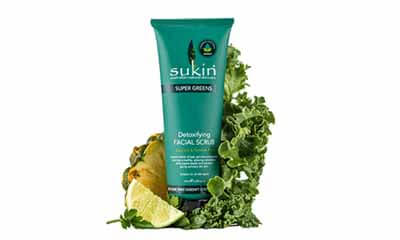 Free Sukin Super Greens Detoxifying Facial Scrub