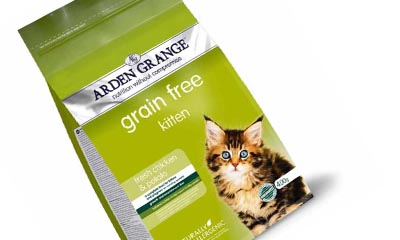 Win Grain Free Adult Cat Food from Arden Grange