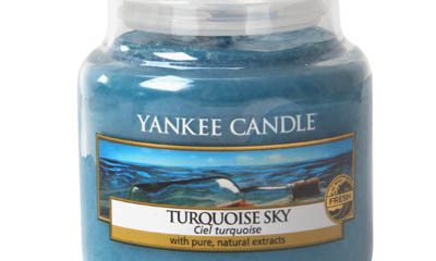 Free Yankee Candle Turquoise Sky Small Jar Candle
