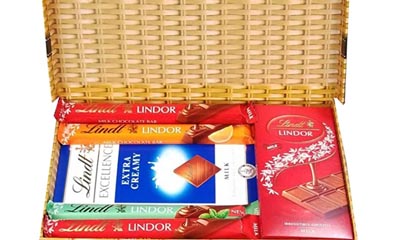 Free 1kg Boxes of Lindt Chocolate