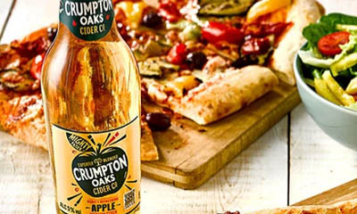 Win Crumpton Oaks Cider & Picnic Hamper