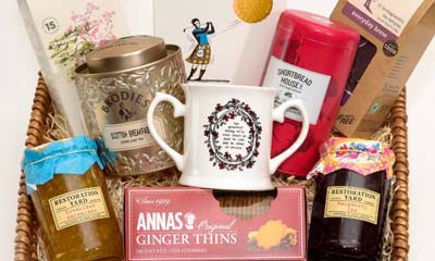 Free Twinkl WaveofThanks Food & Drink Hampers