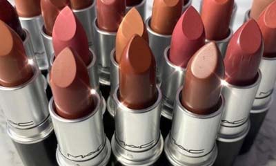 Free MAC Lustre Lipstick