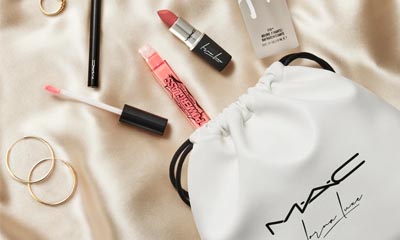 Win Mac makeup bundle