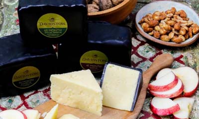 Free Davidstow Christmas Cheese Gift Sets