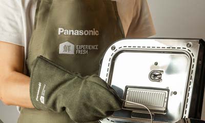 Free Panasonic Experience Fresh Apron and Oven Mitts
